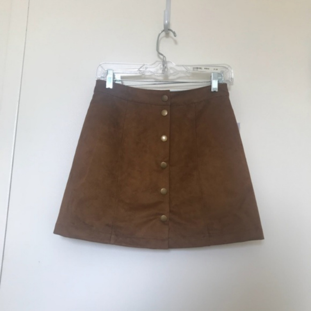 NWT Old Navy Button Down Tan / Suede Skirt Sz 0 - Picture 1 of 4